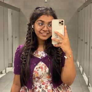 Meet your Posher, Khushi